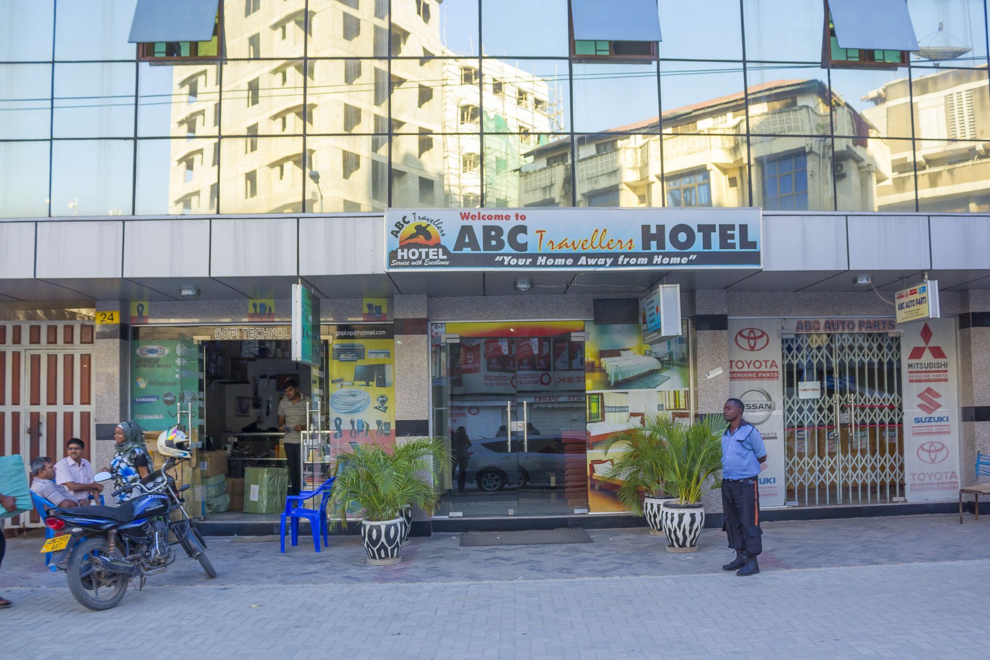 Abc Travellers Hotel Dar es Salaam Eksteriør billede